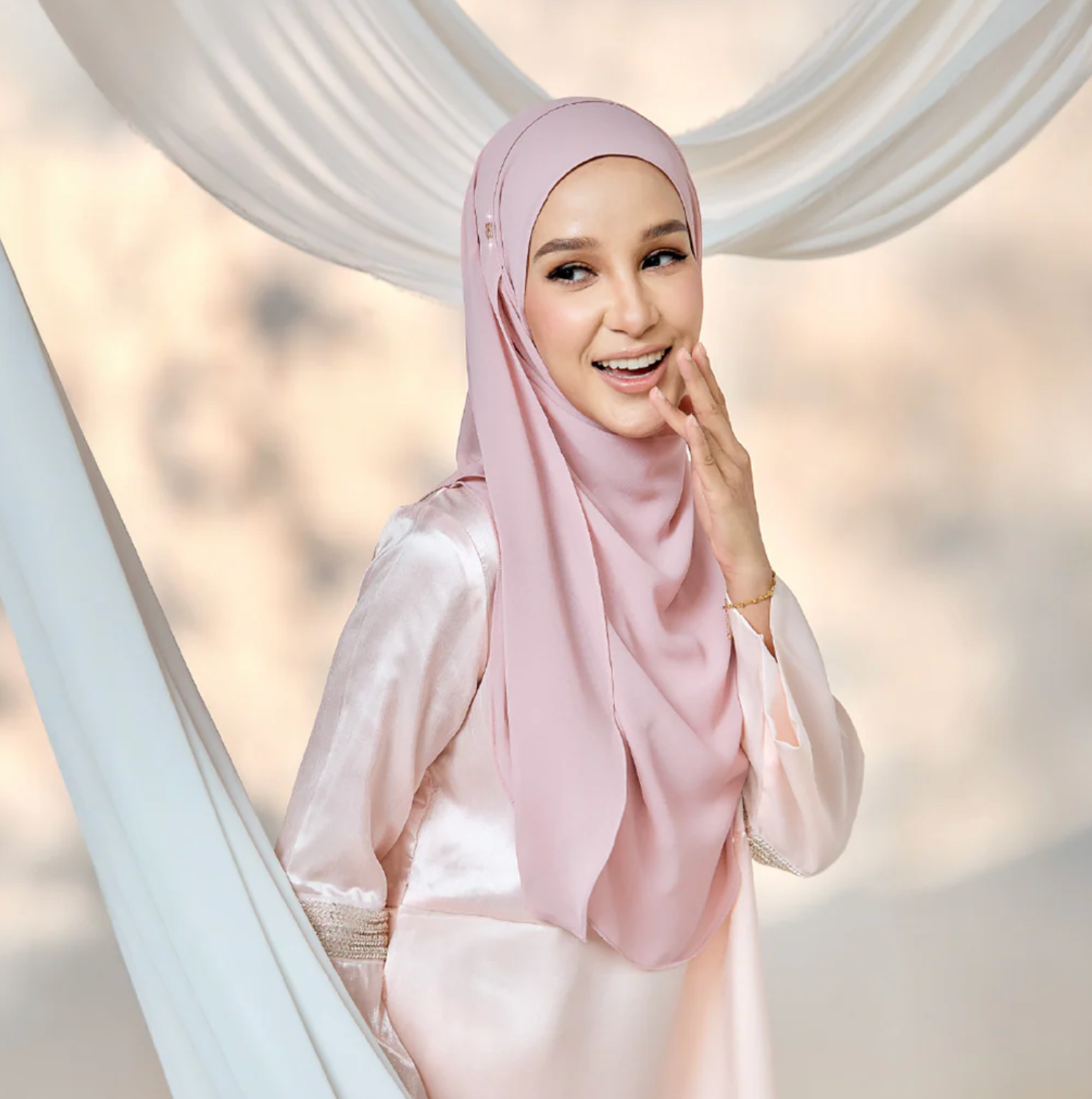 Prettily-So in Soft Blush