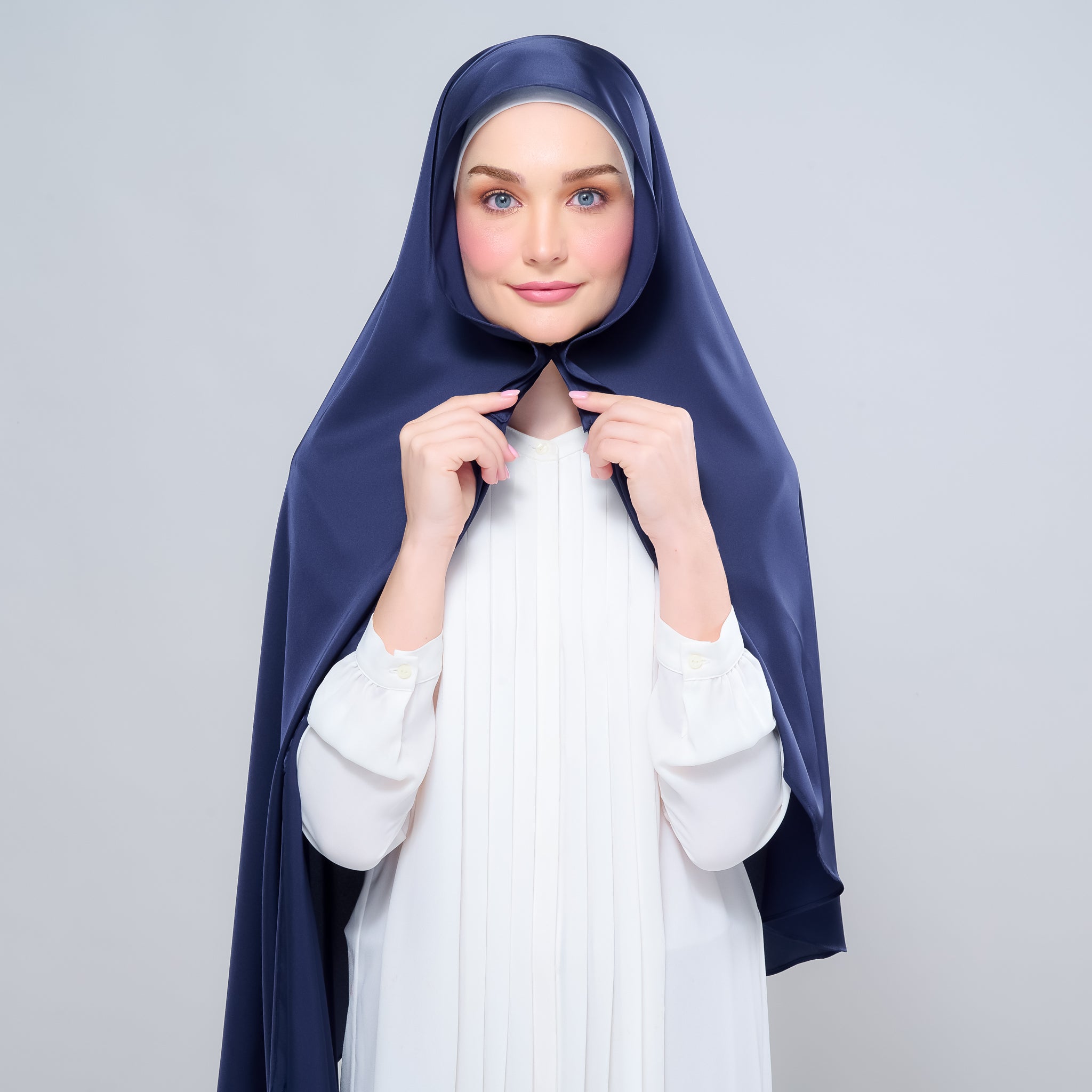 Instant Tag 'n Go Satin Silk Shawl - Deep Blue