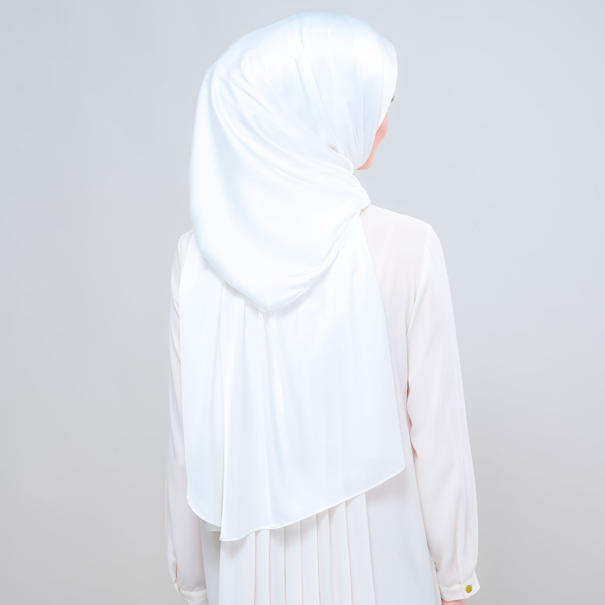 Instant Tag 'n Go Satin Silk Shawl - Bridal White