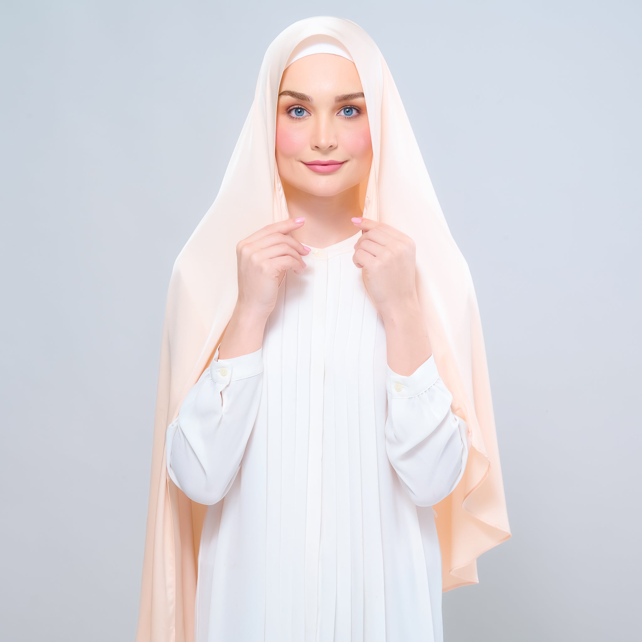 Instant Tag 'n Go Satin Silk Shawl - Soft Apricot