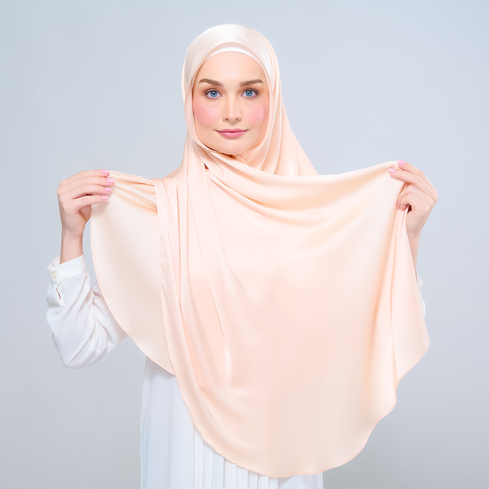 Instant Tag 'n Go Satin Silk Shawl - Soft Apricot