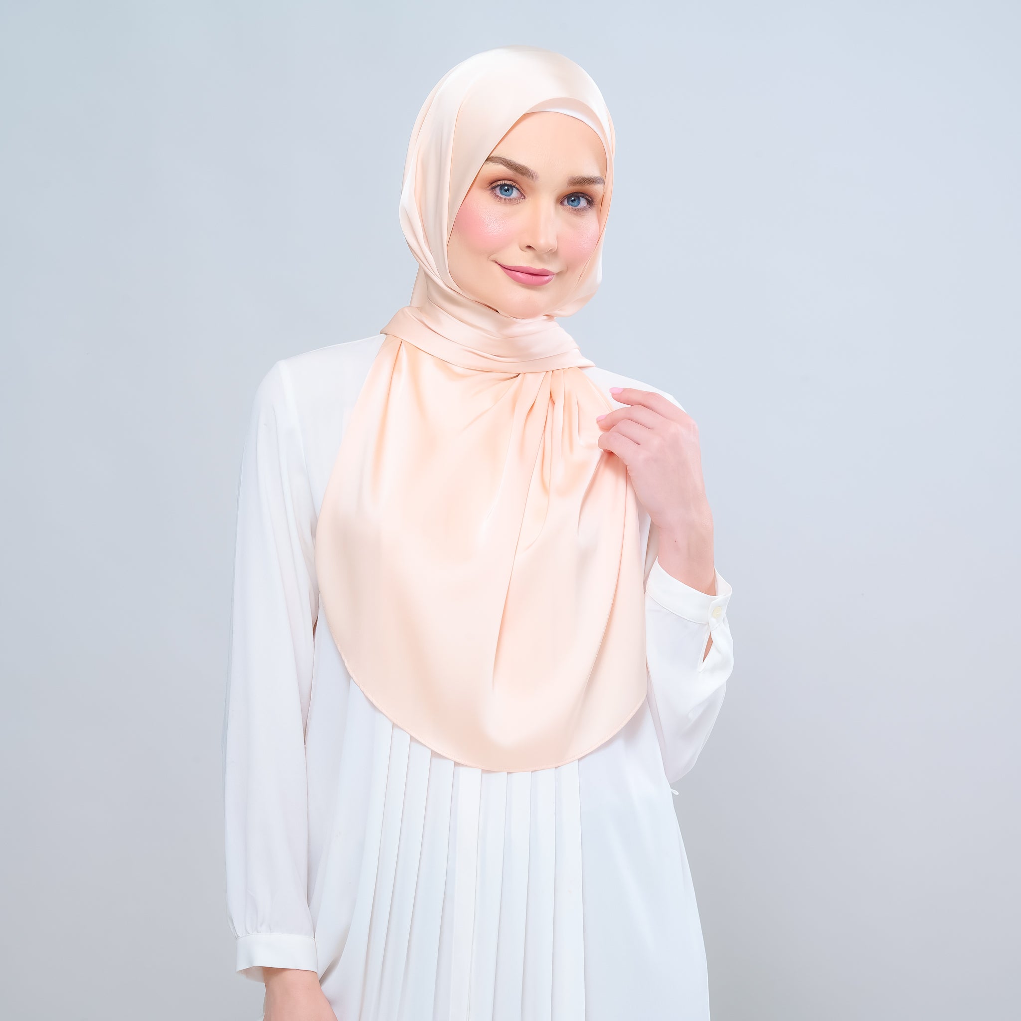 Instant Tag 'n Go Satin Silk Shawl - Soft Apricot