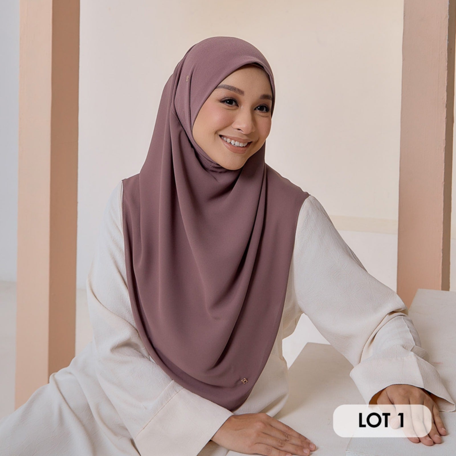 Gracefully-So in Rosy Brown