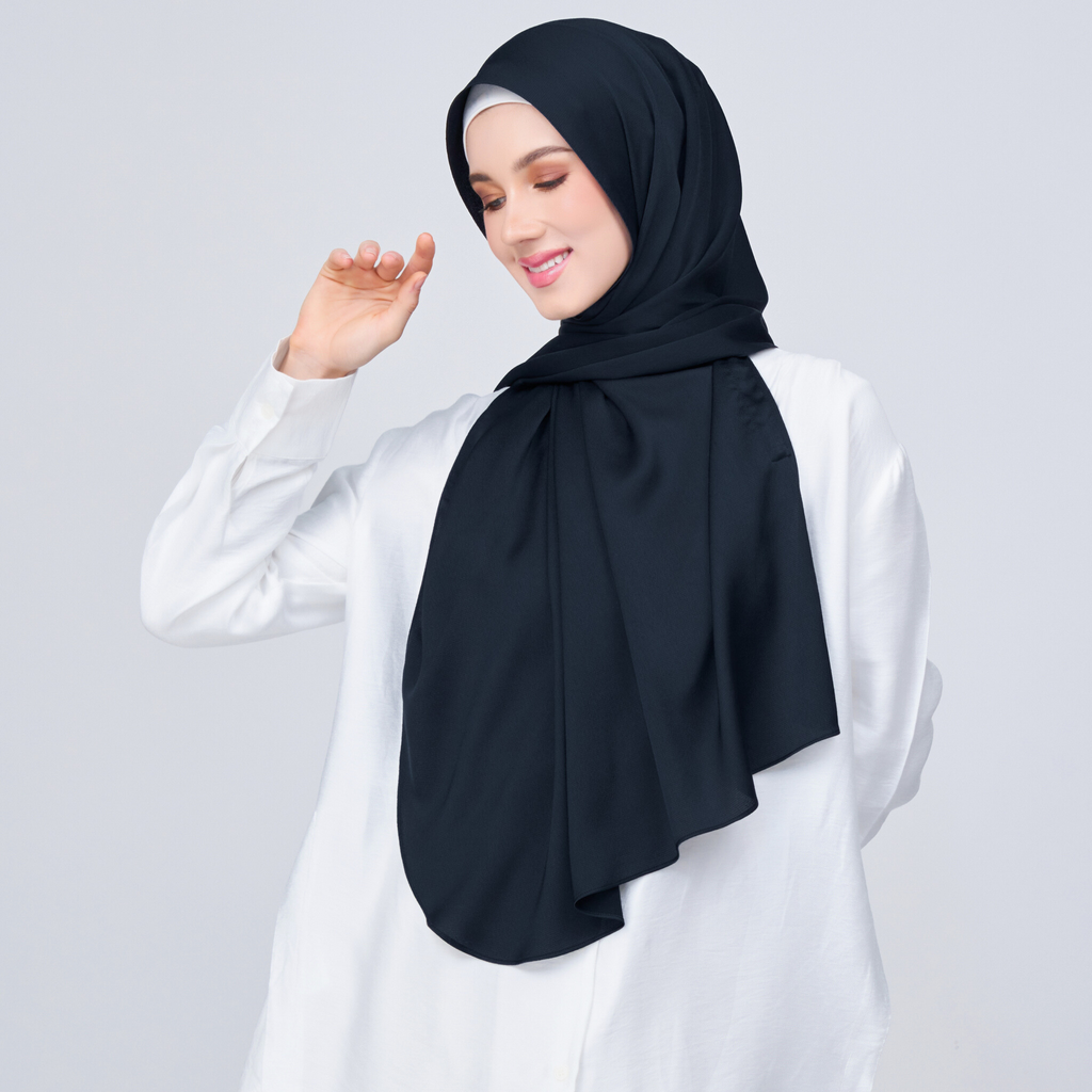 Instant Tag 'n Go Satin Bulle Shawl - Pitch Black