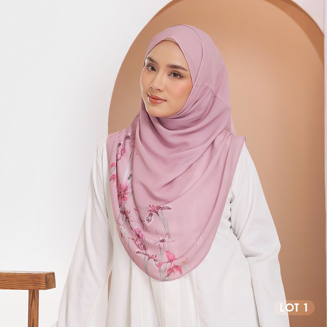 Tweely-So Petal Poise in Rose Cloud