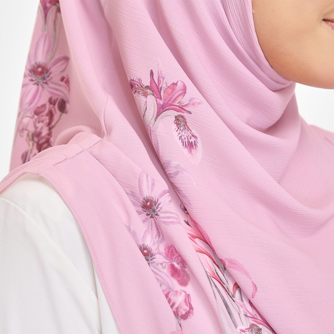 Tweely-So Petal Poise in Pink Lace