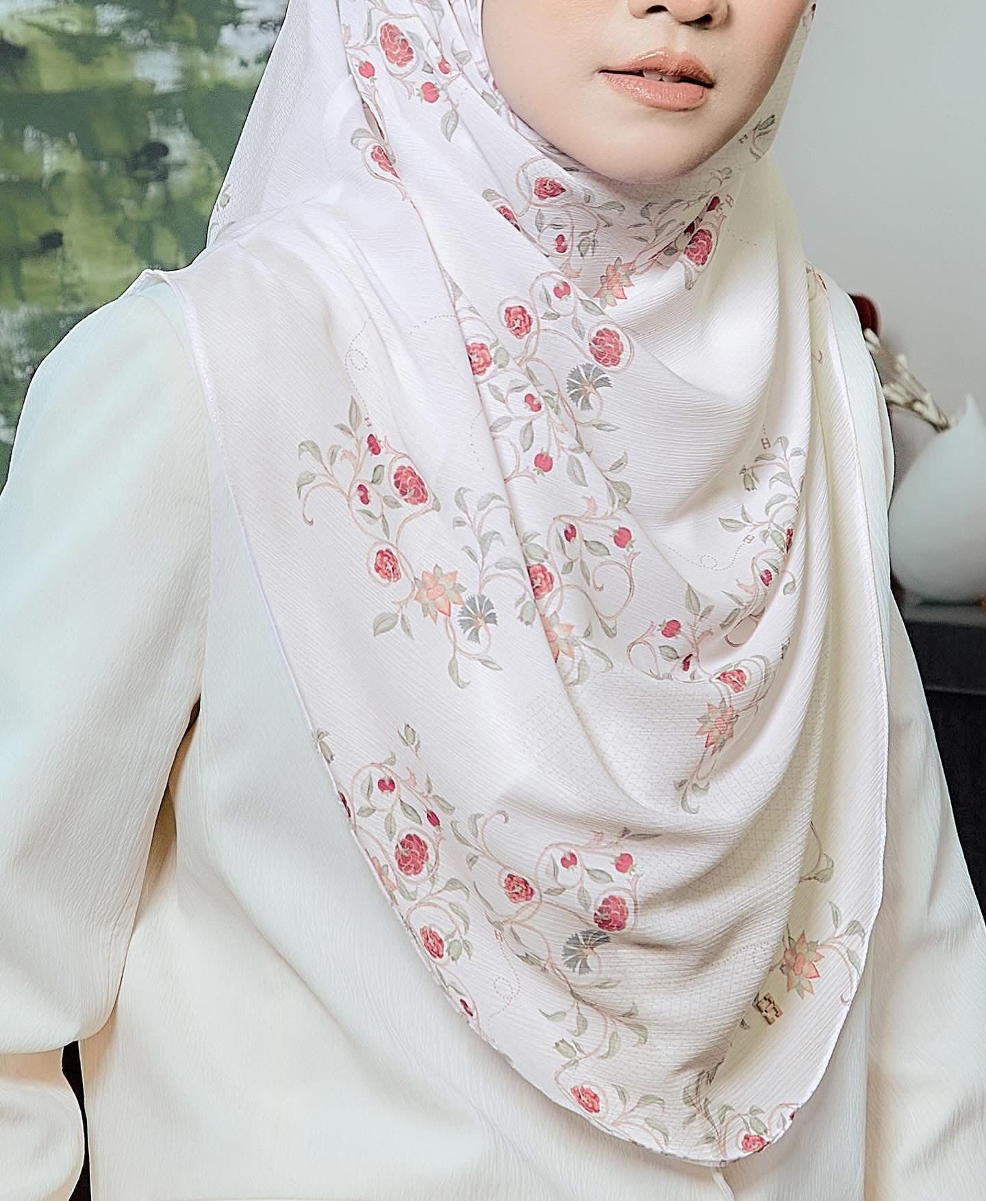 Tweely-So Istanbul Charm in Ivory