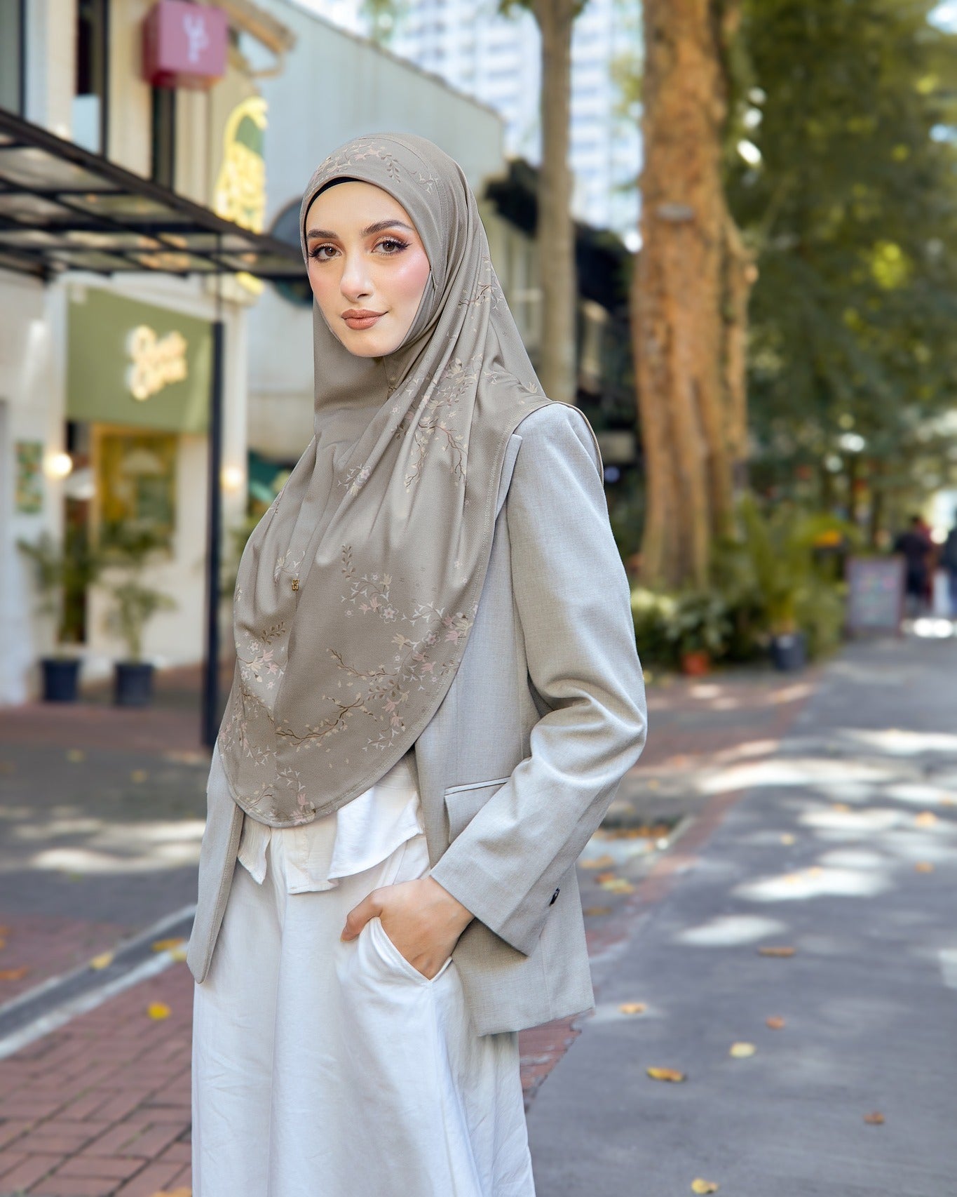 So Basic Ornella in Dry Sage
