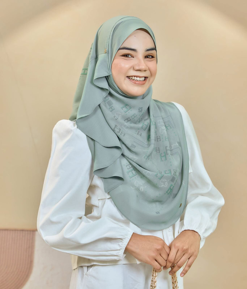 Tweely-So Signature Ruffles