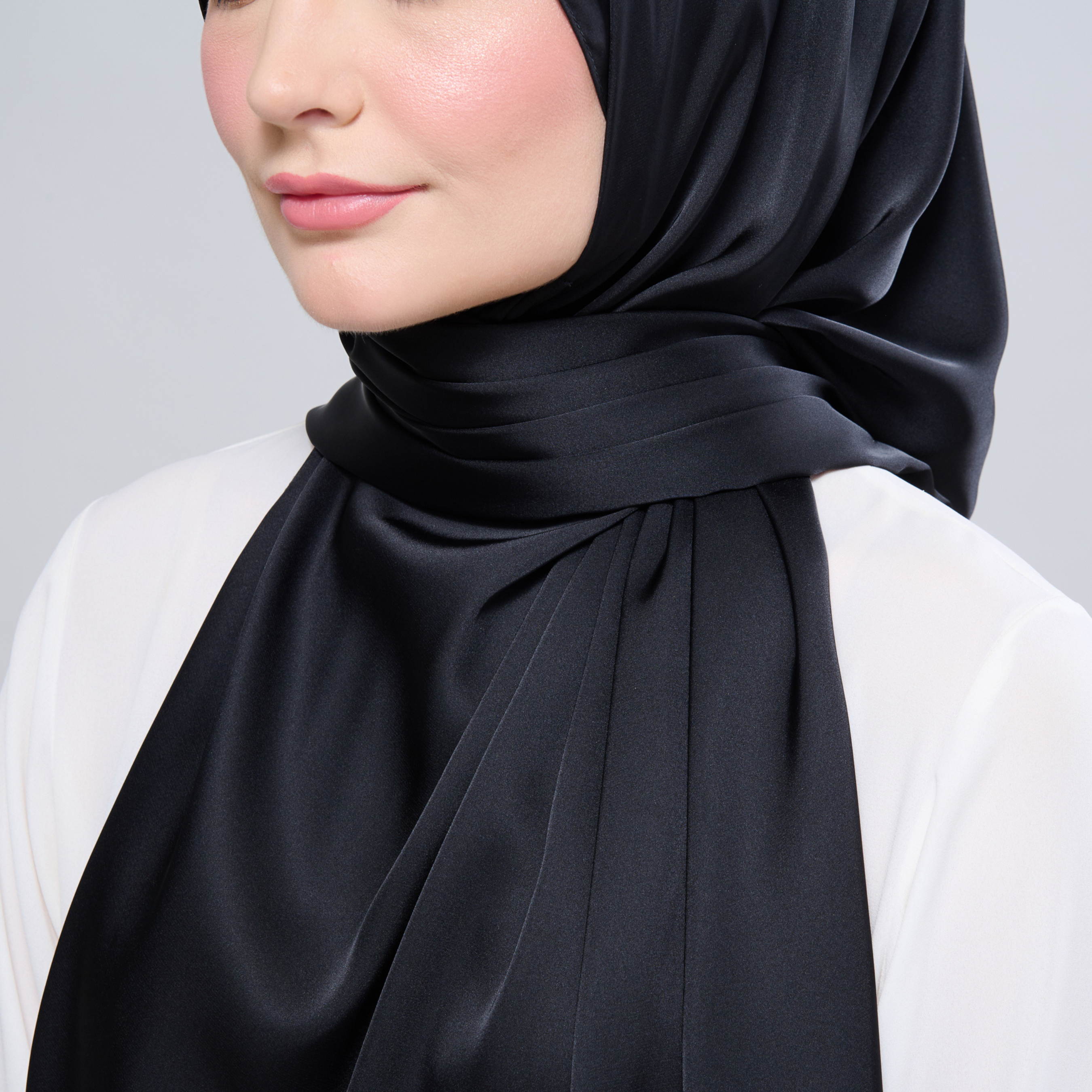 Instant Tag 'n Go Satin Silk Shawl - Pitch Black