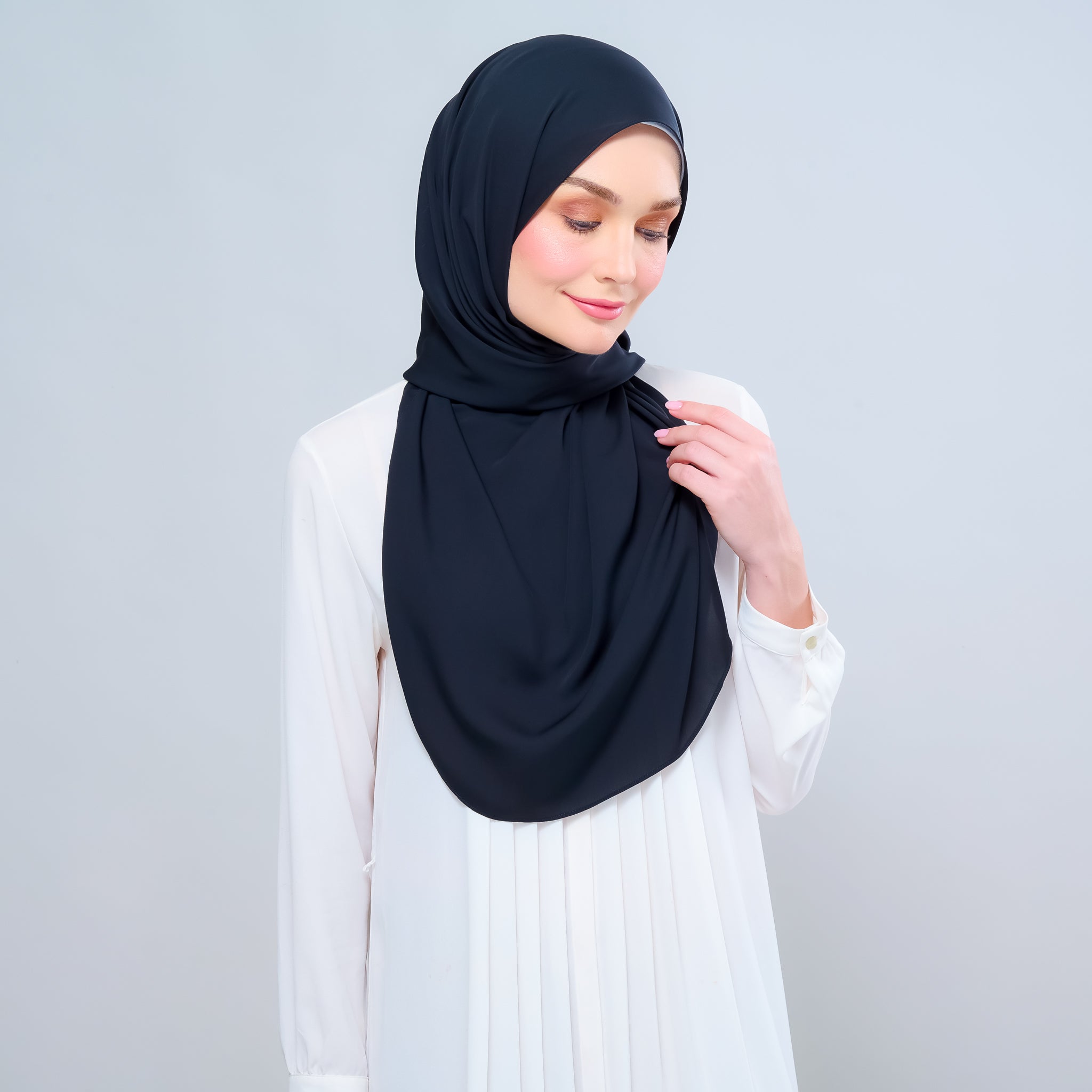 Instant Tag 'n Go Chiffon Silk Shawl - Pitch Black