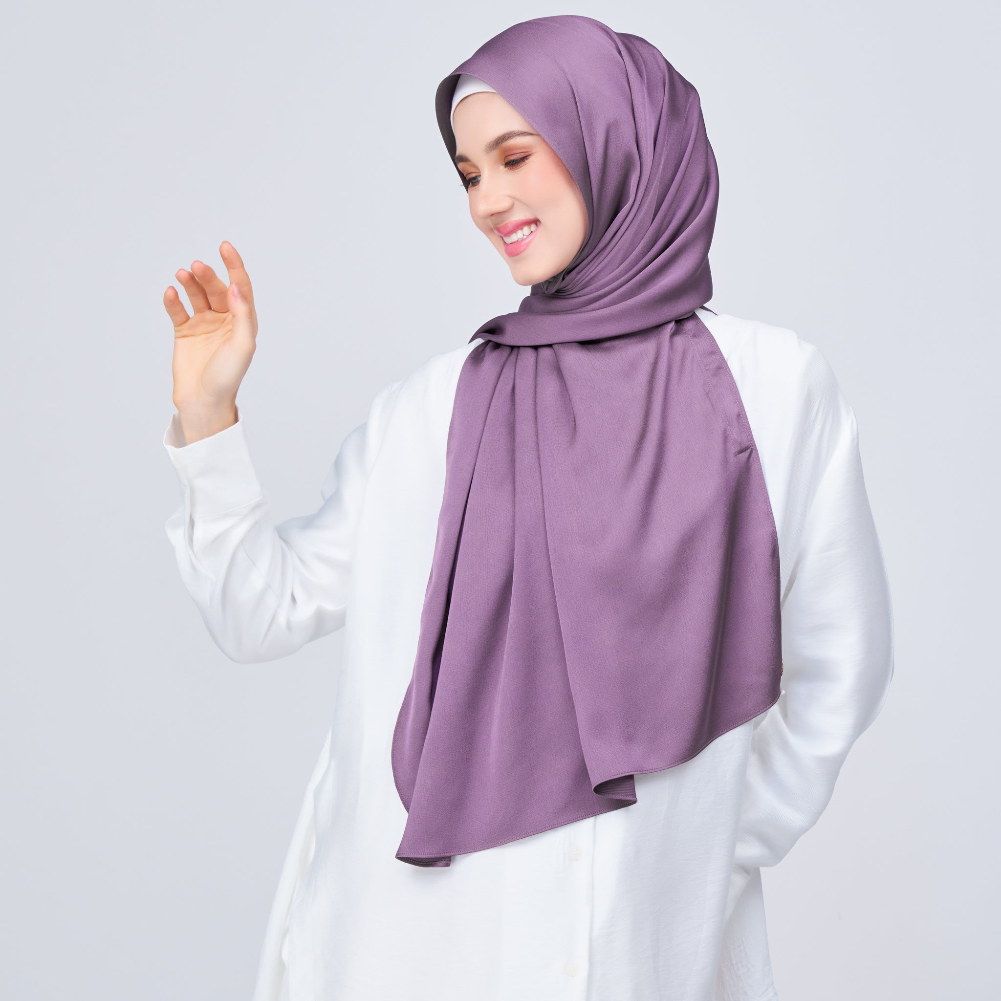 Instant Tag 'n Go Satin Bulle Shawl - Dark Orchid
