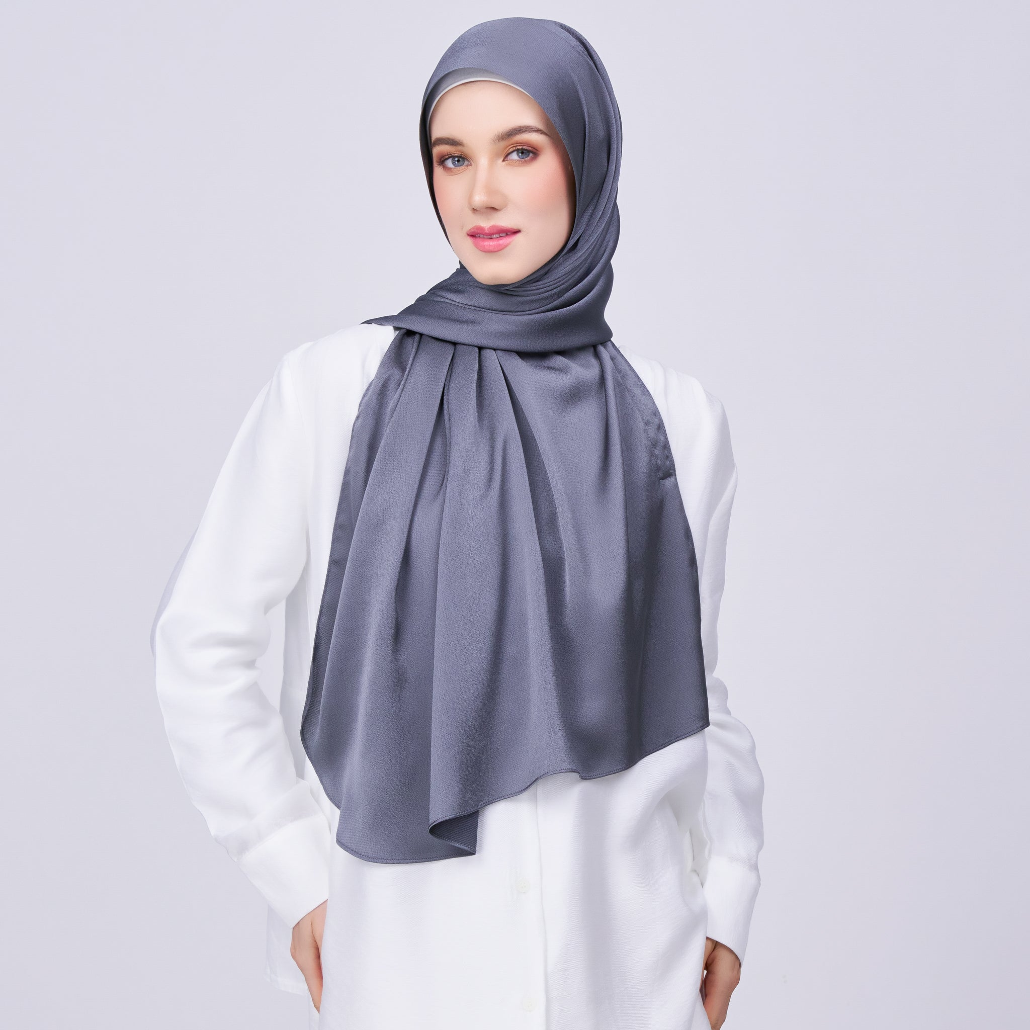 Instant Tag 'n Go Satin Bulle Shawl - Ebony Grey