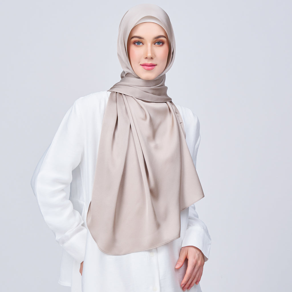 Instant Tag 'n Go Satin Bulle Shawl - Elegant Taupe