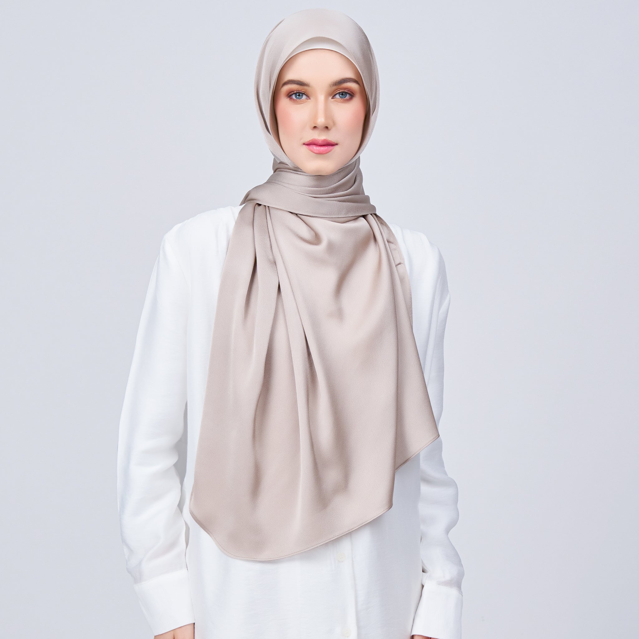 Instant Tag 'n Go Satin Bulle Shawl - Elegant Taupe