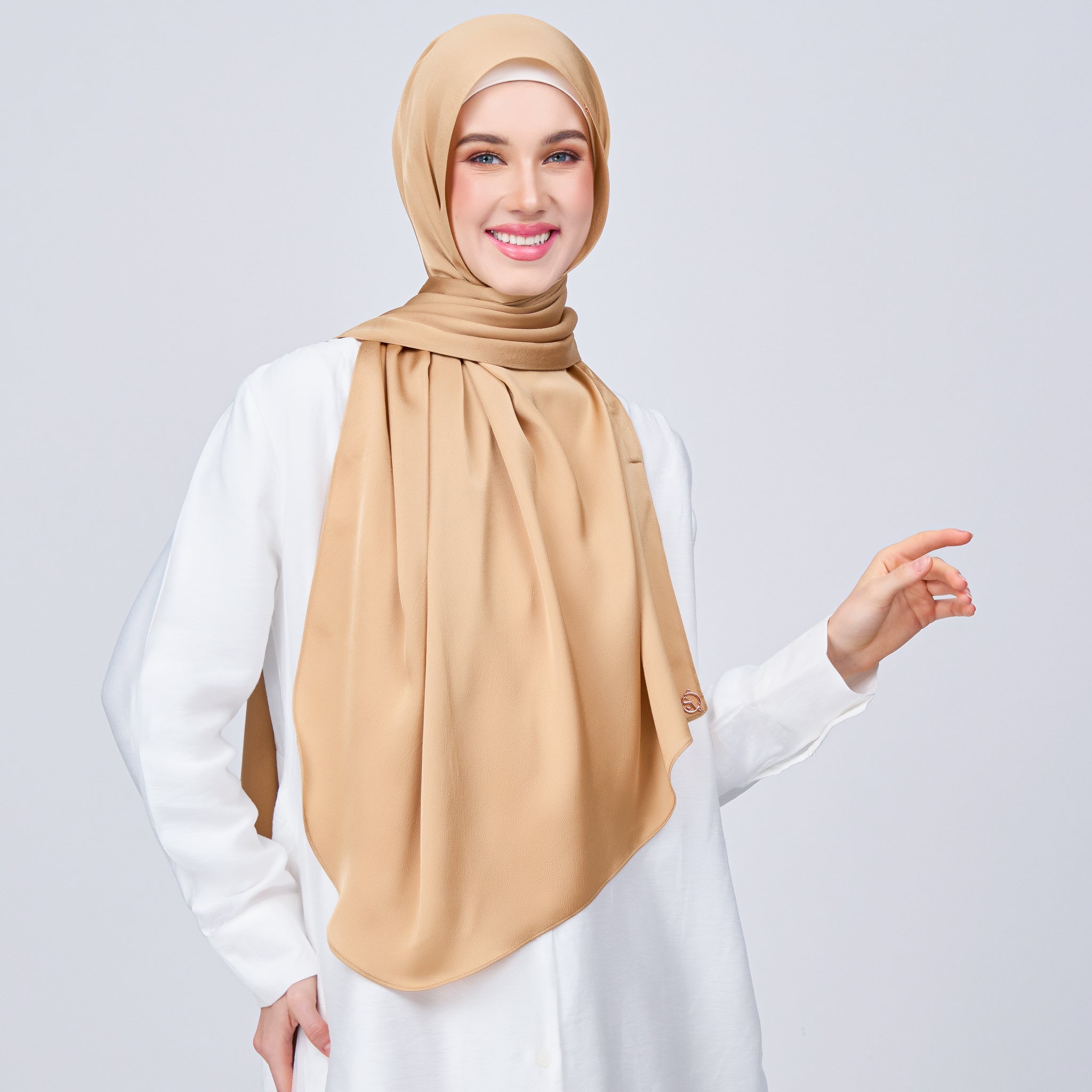 Instant Tag 'n Go Satin Bulle Shawl - Gold