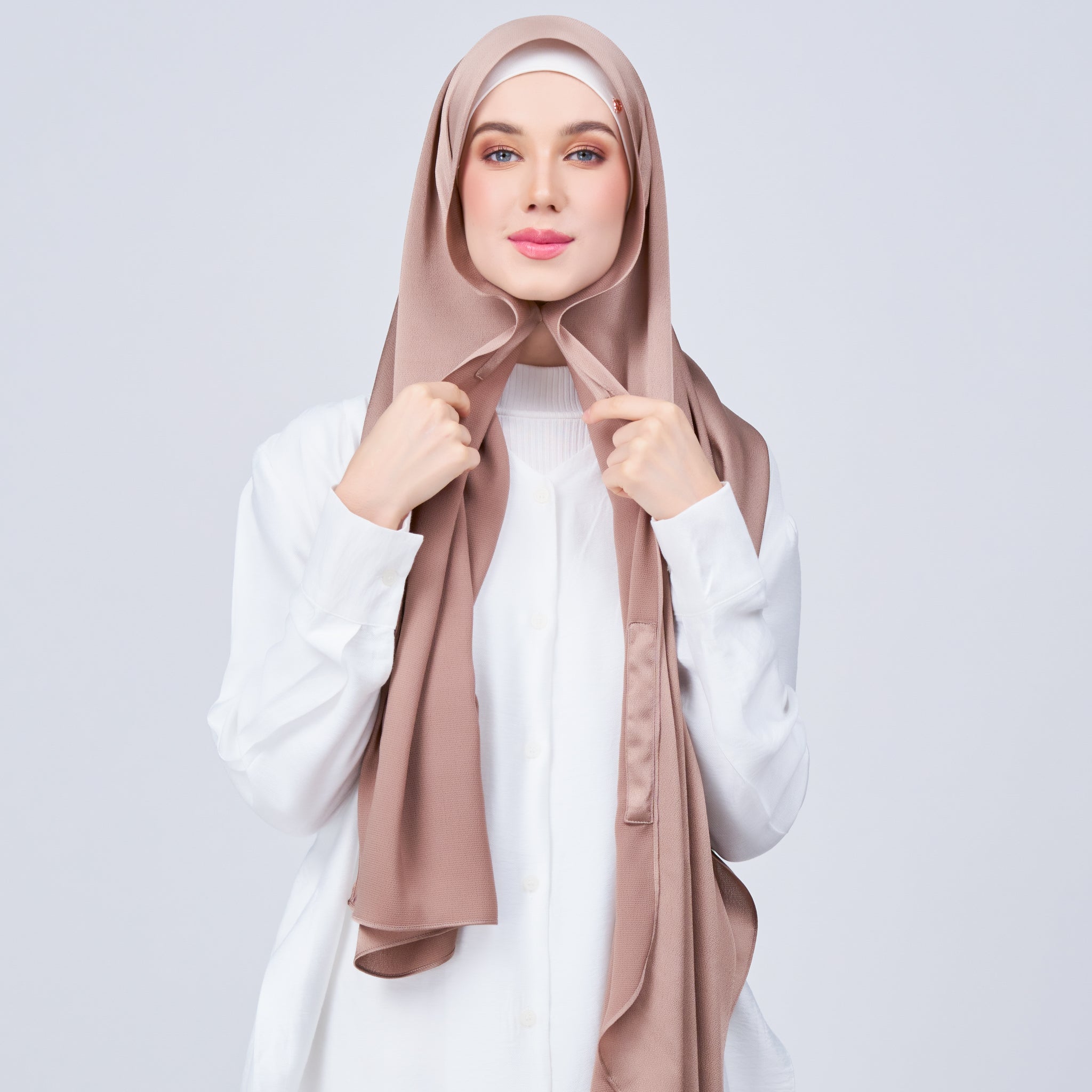 Instant Tag 'n Go Satin Bulle Shawl - Medium Toffee