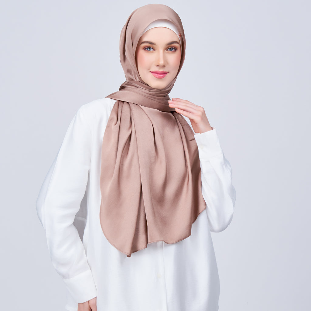 Instant Tag 'n Go Satin Bulle Shawl - Medium Toffee