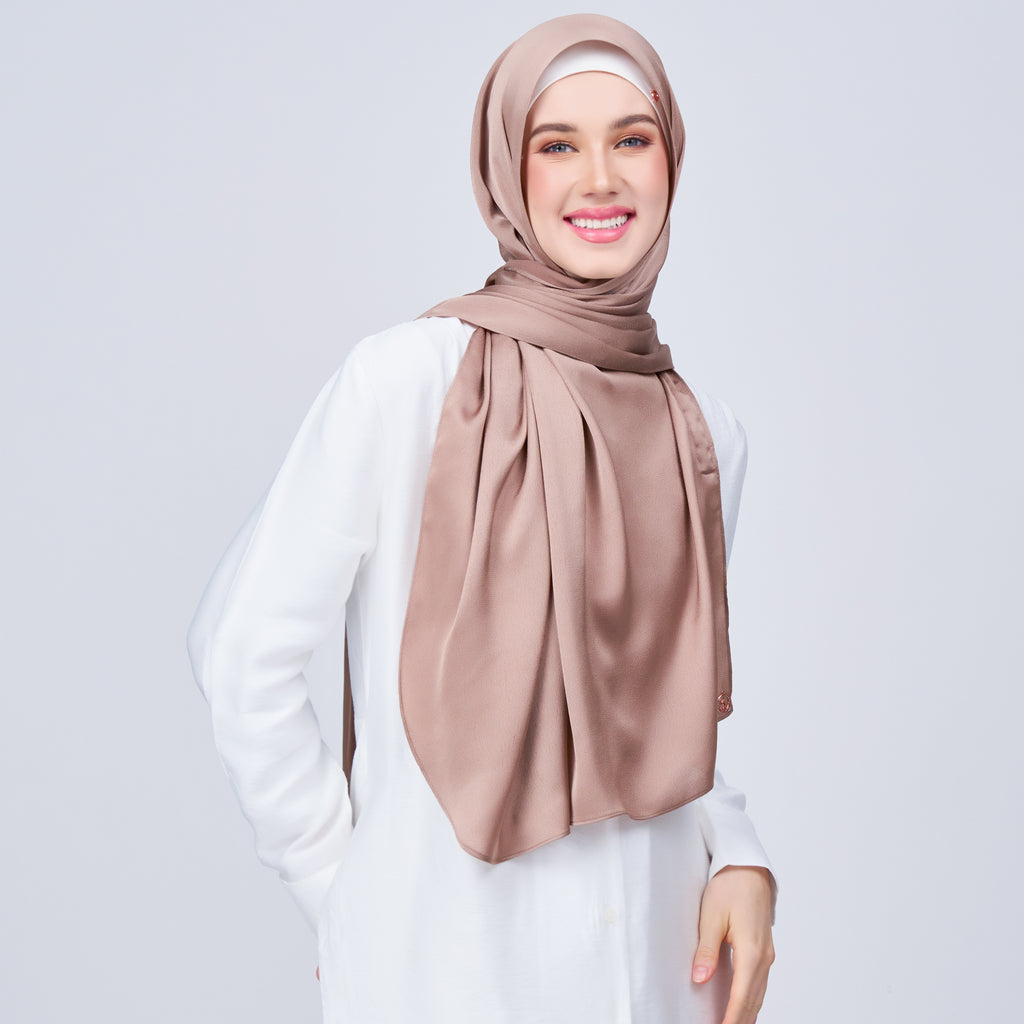 Instant Tag 'n Go Satin Bulle Shawl - Medium Toffee