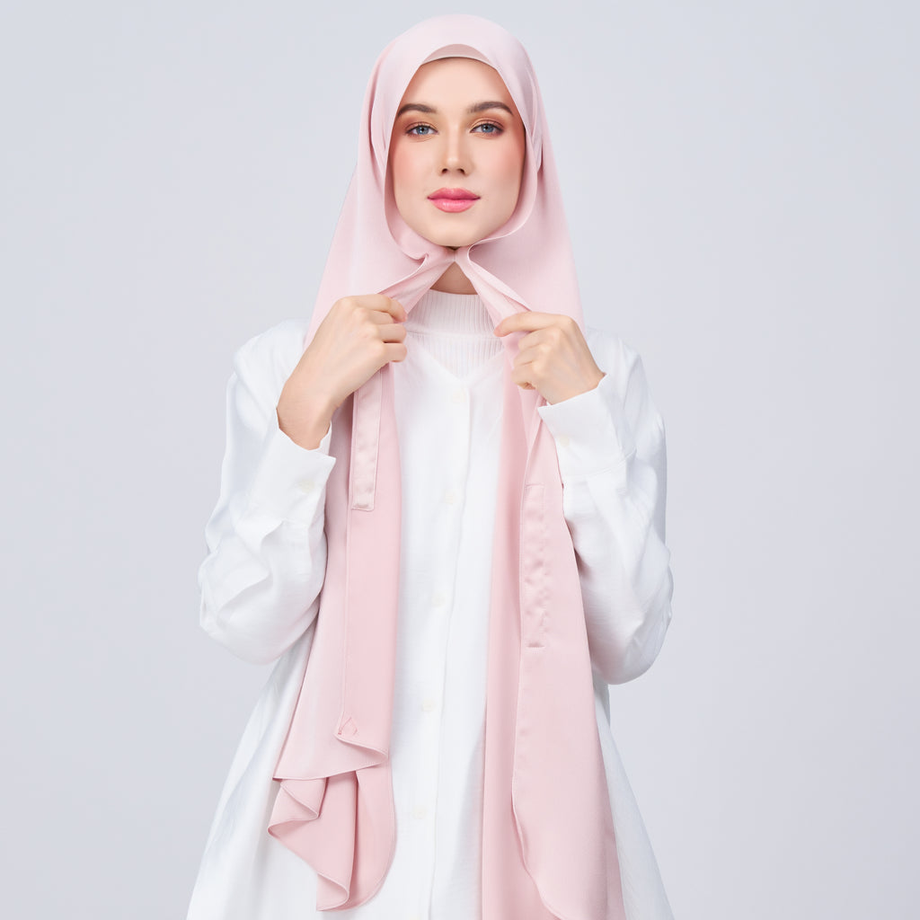 Instant Tag 'n Go Satin Bulle Shawl - Nude Pink