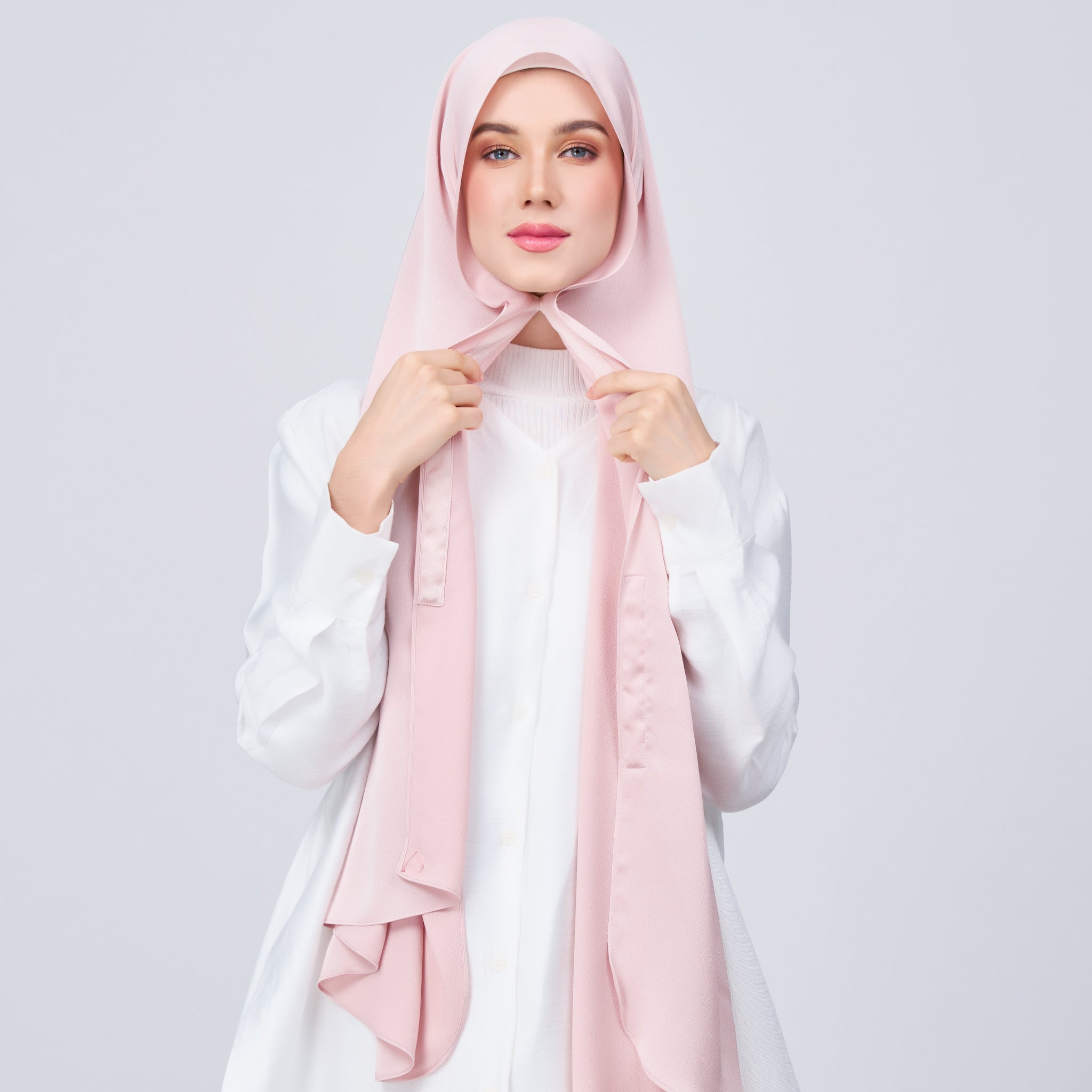 Instant Tag 'n Go Satin Bulle Shawl - Nude Pink