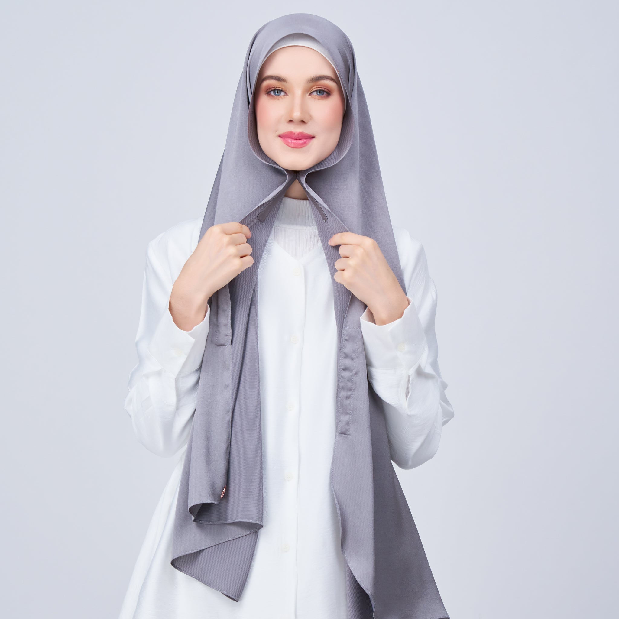 Instant Tag 'n Go Satin Bulle Shawl - Stone Grey