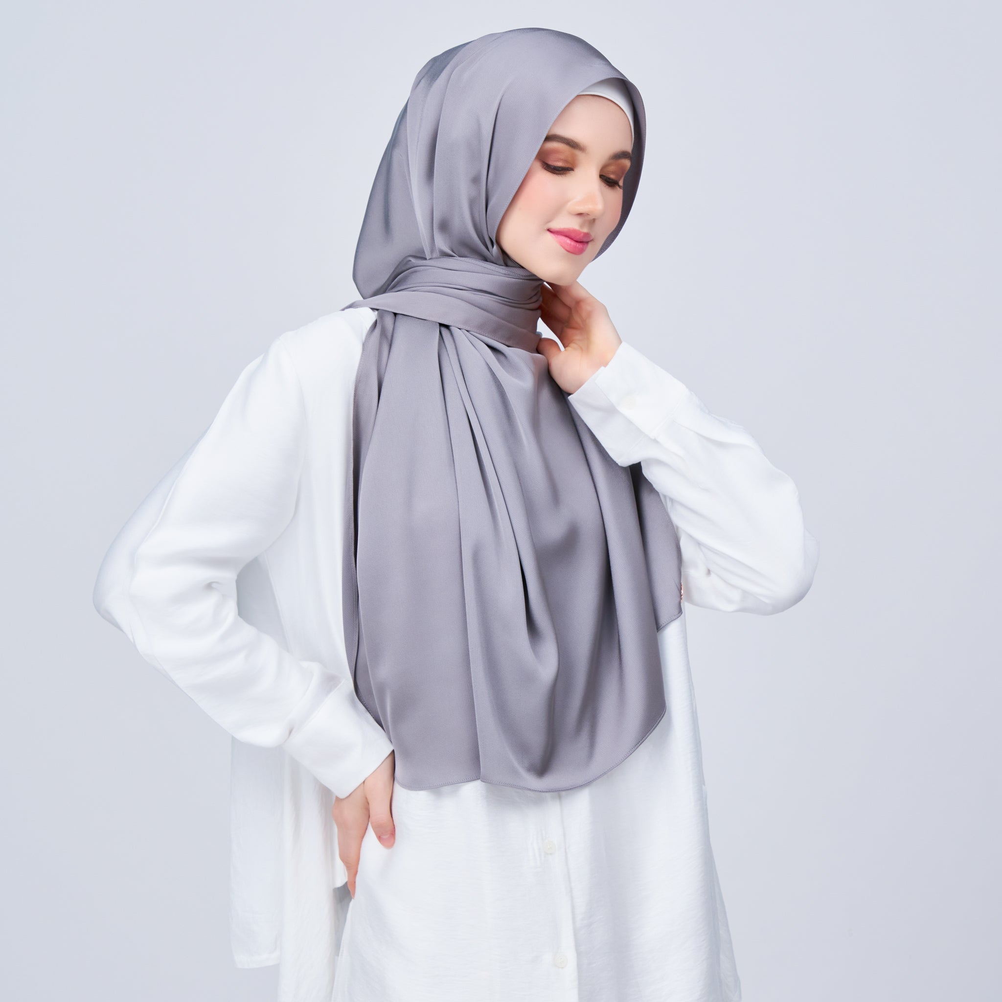 Instant Tag 'n Go Satin Bulle Shawl - Stone Grey