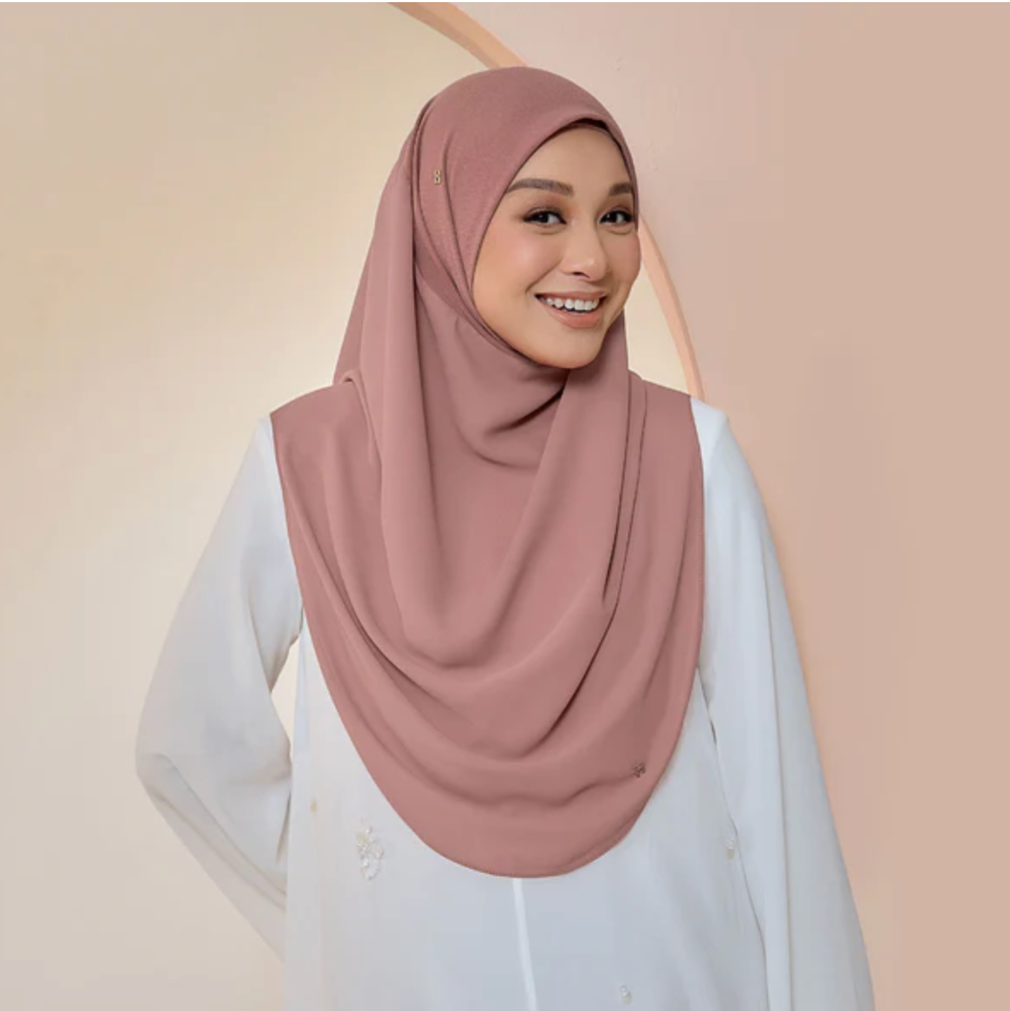 Gracefully-So in Coral Haze