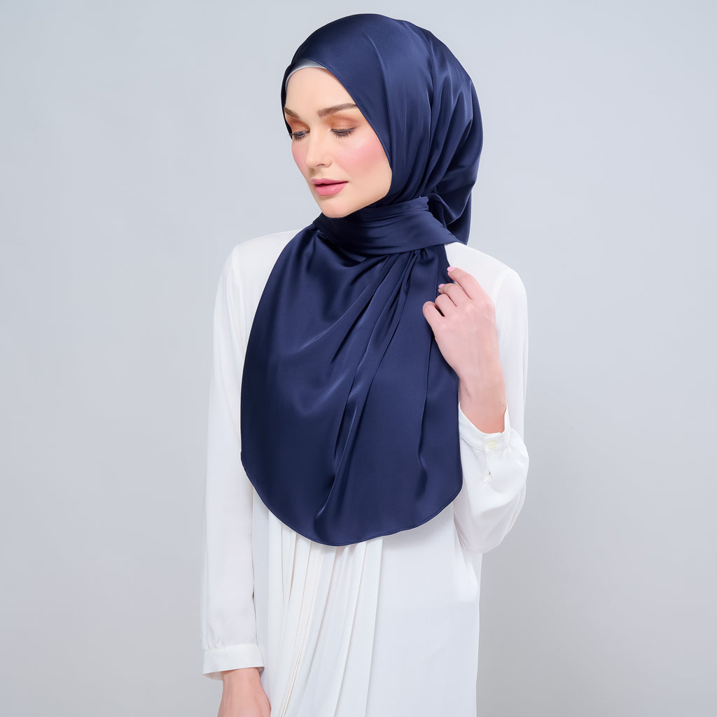 Instant Tag 'n Go Satin Silk Shawl - Deep Blue