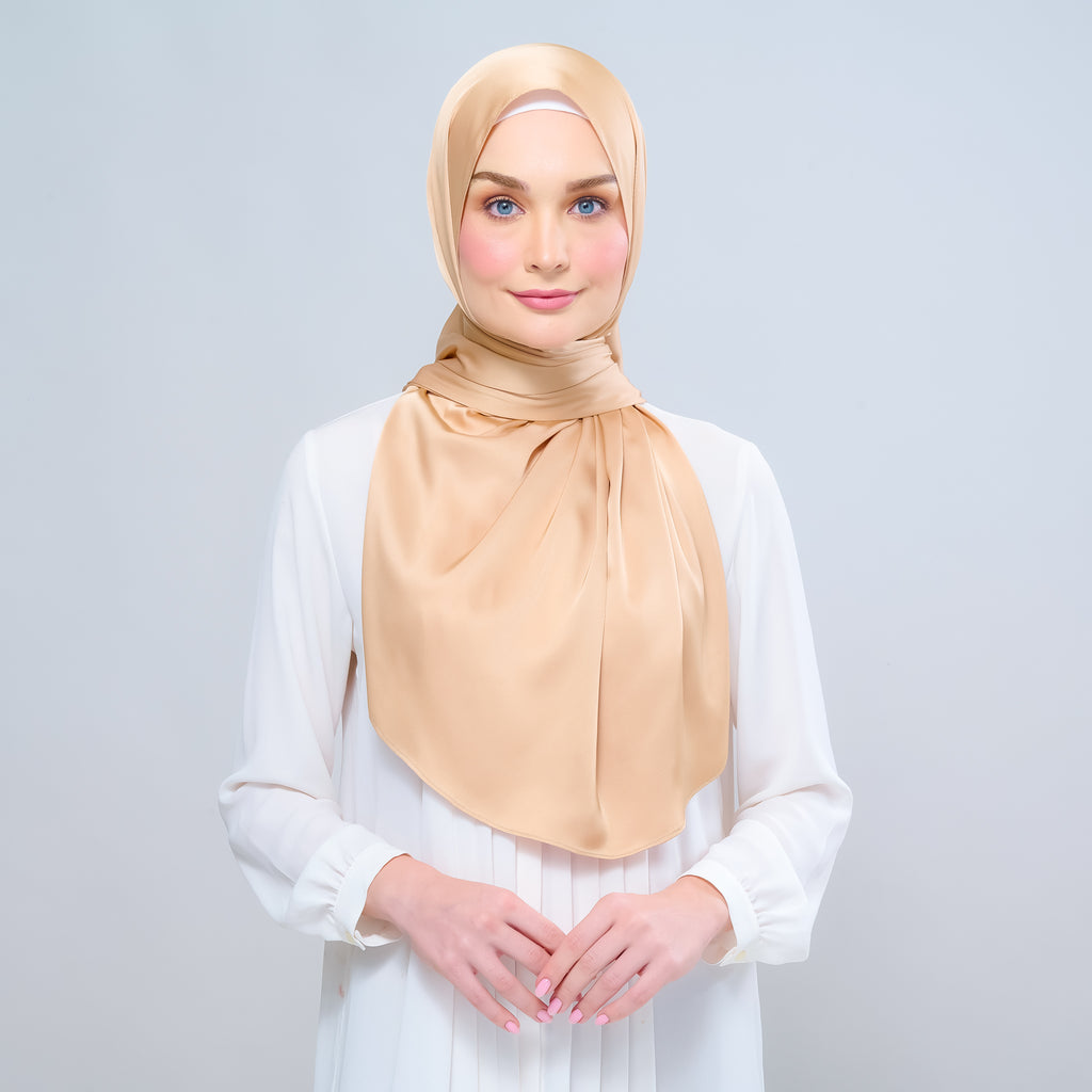 Instant Tag 'n Go Satin Silk Shawl - Gold