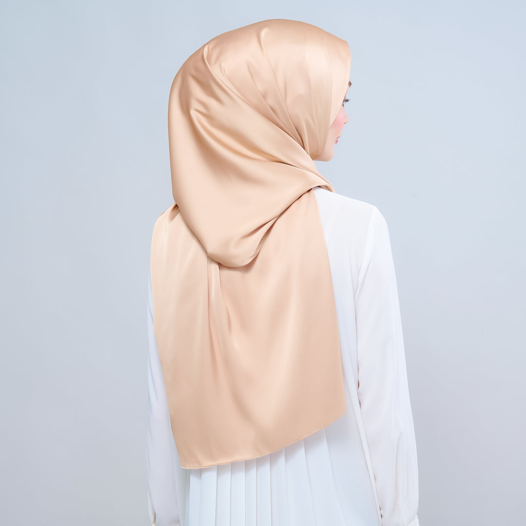 Instant Tag 'n Go Satin Silk Shawl - Gold