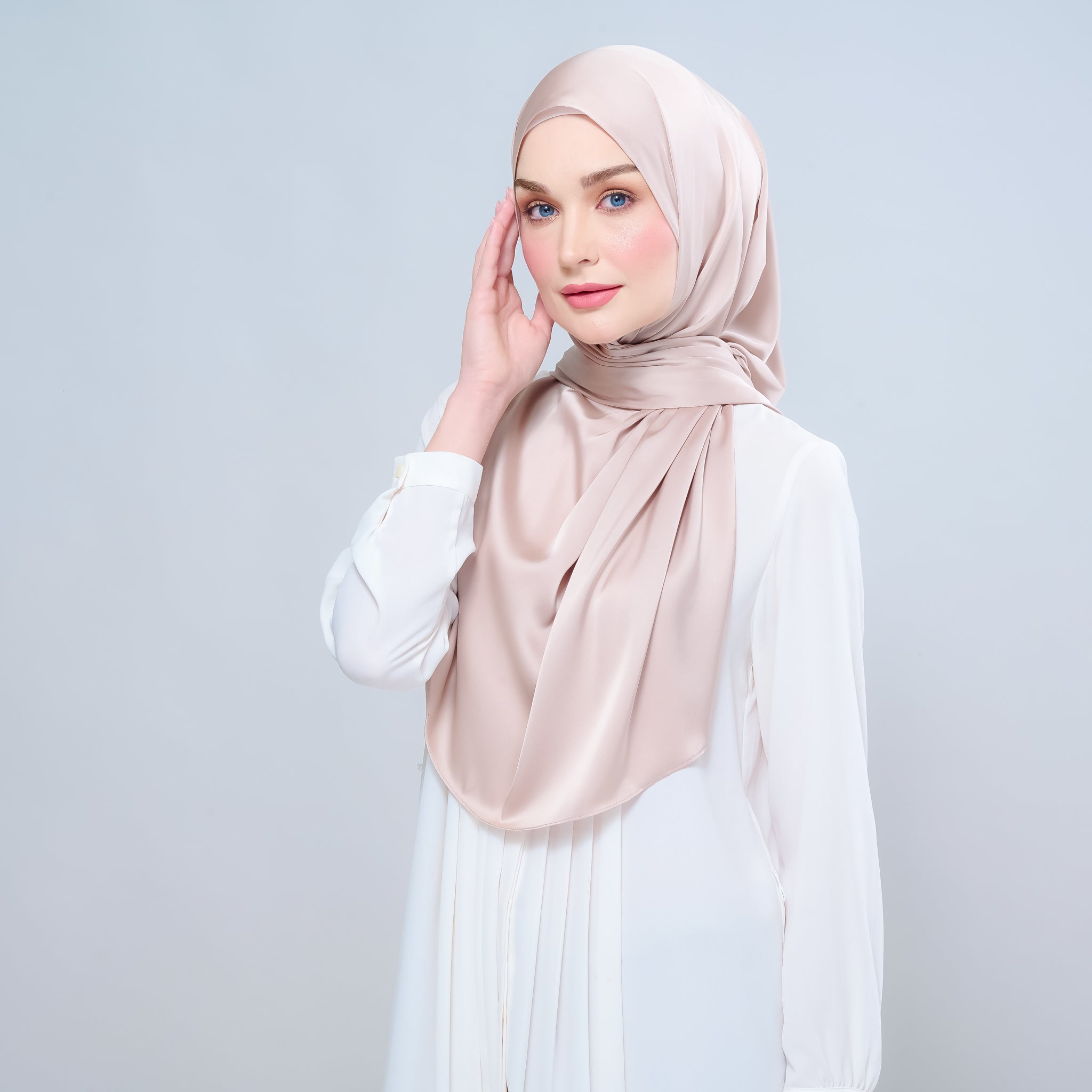 Instant Tag 'n Go Satin Silk Shawl - Linen Taupe