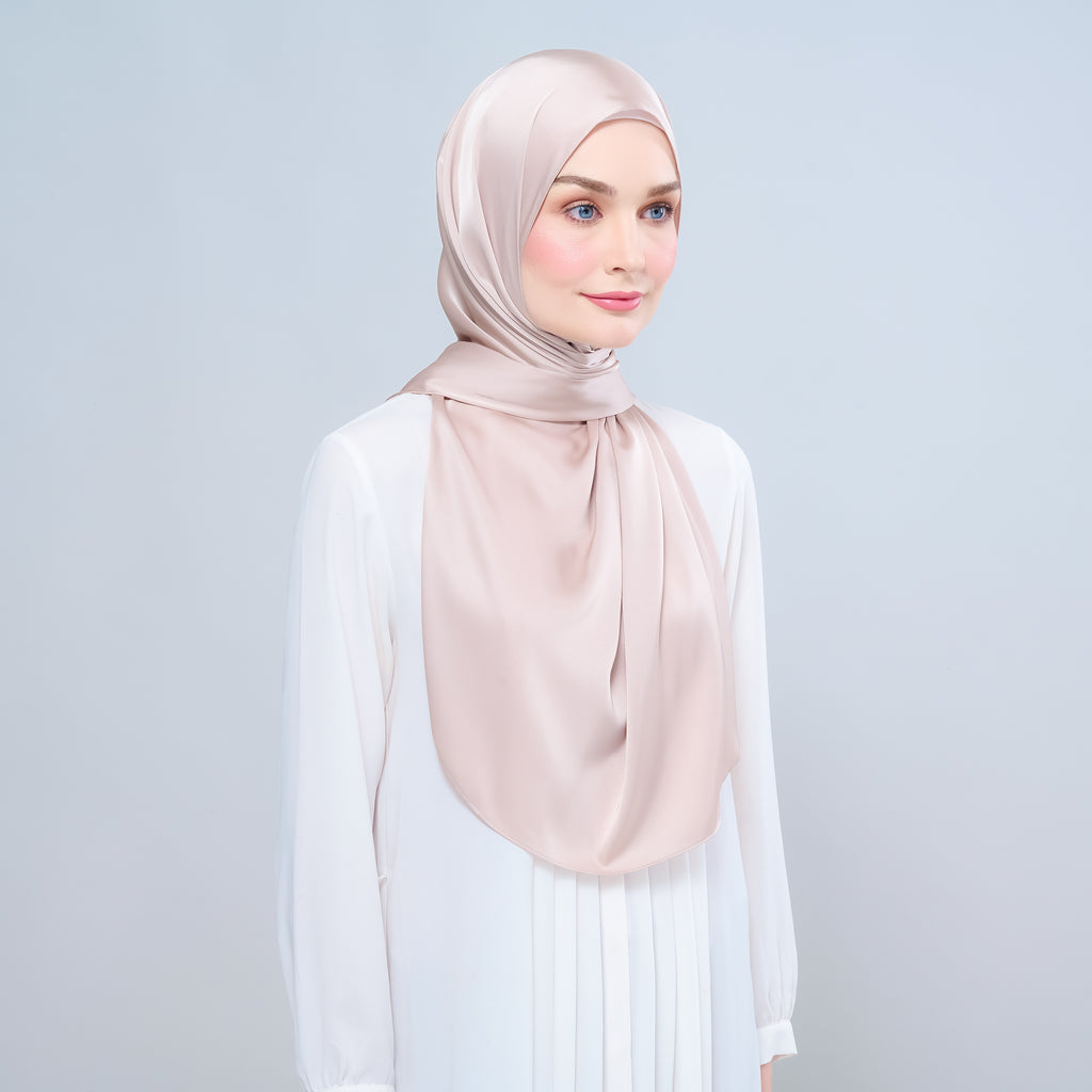 Instant Tag 'n Go Satin Silk Shawl - Linen Taupe
