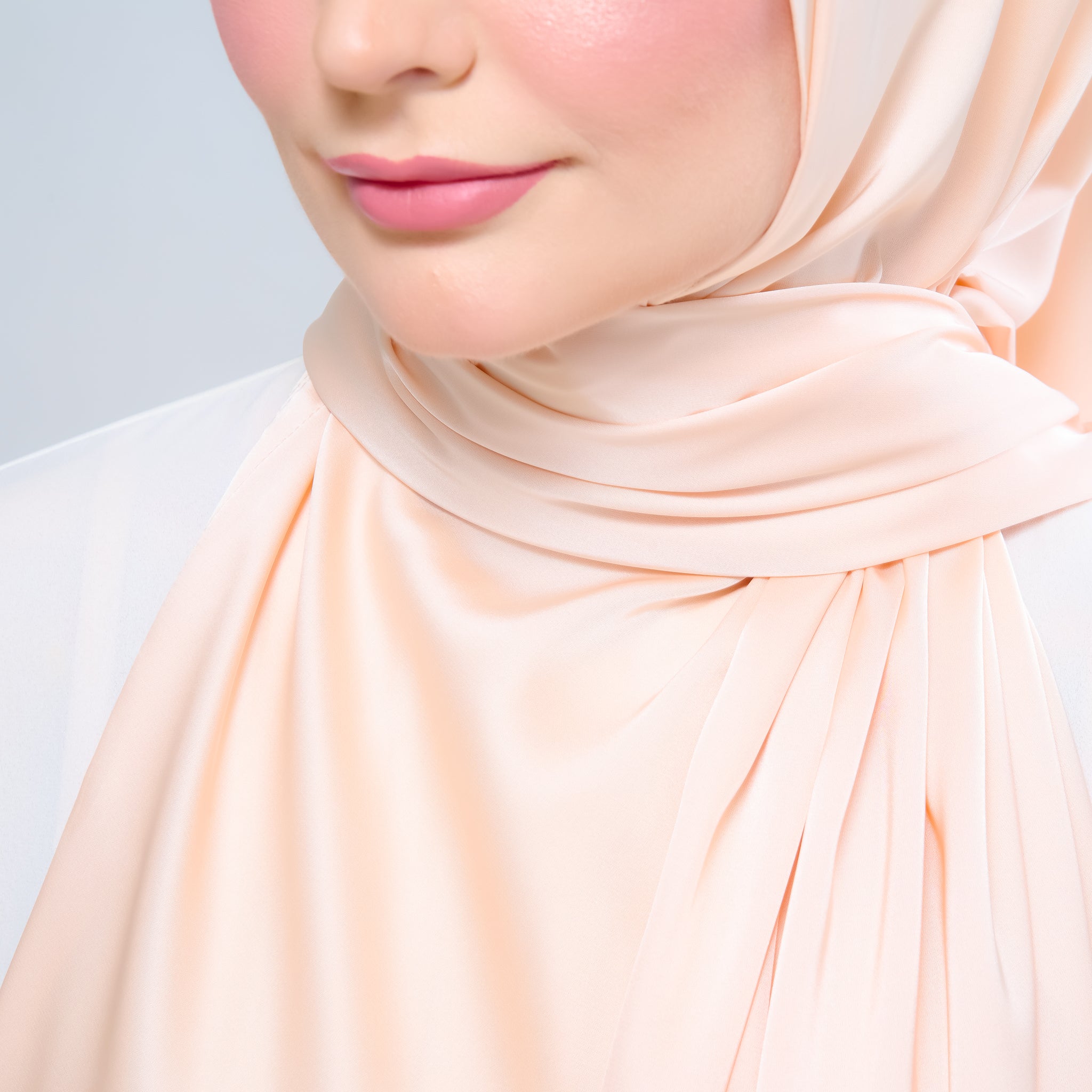 Instant Tag 'n Go Satin Silk Shawl - Soft Apricot