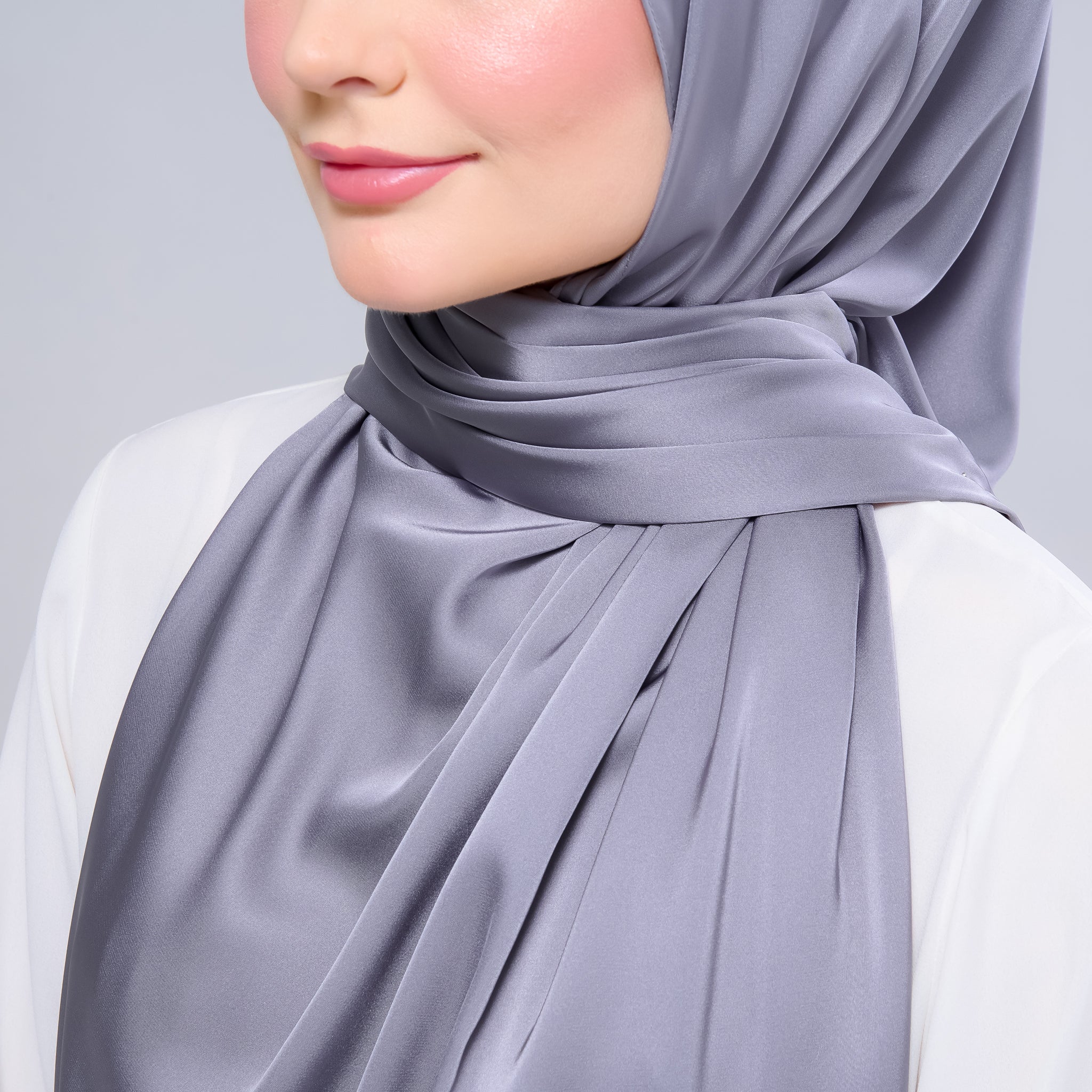 Instant Tag 'n Go Satin Silk Shawl - Titanium Grey
