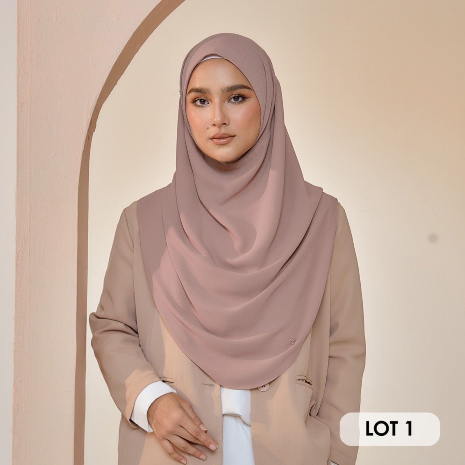 Gracefully-So in Clay Rose