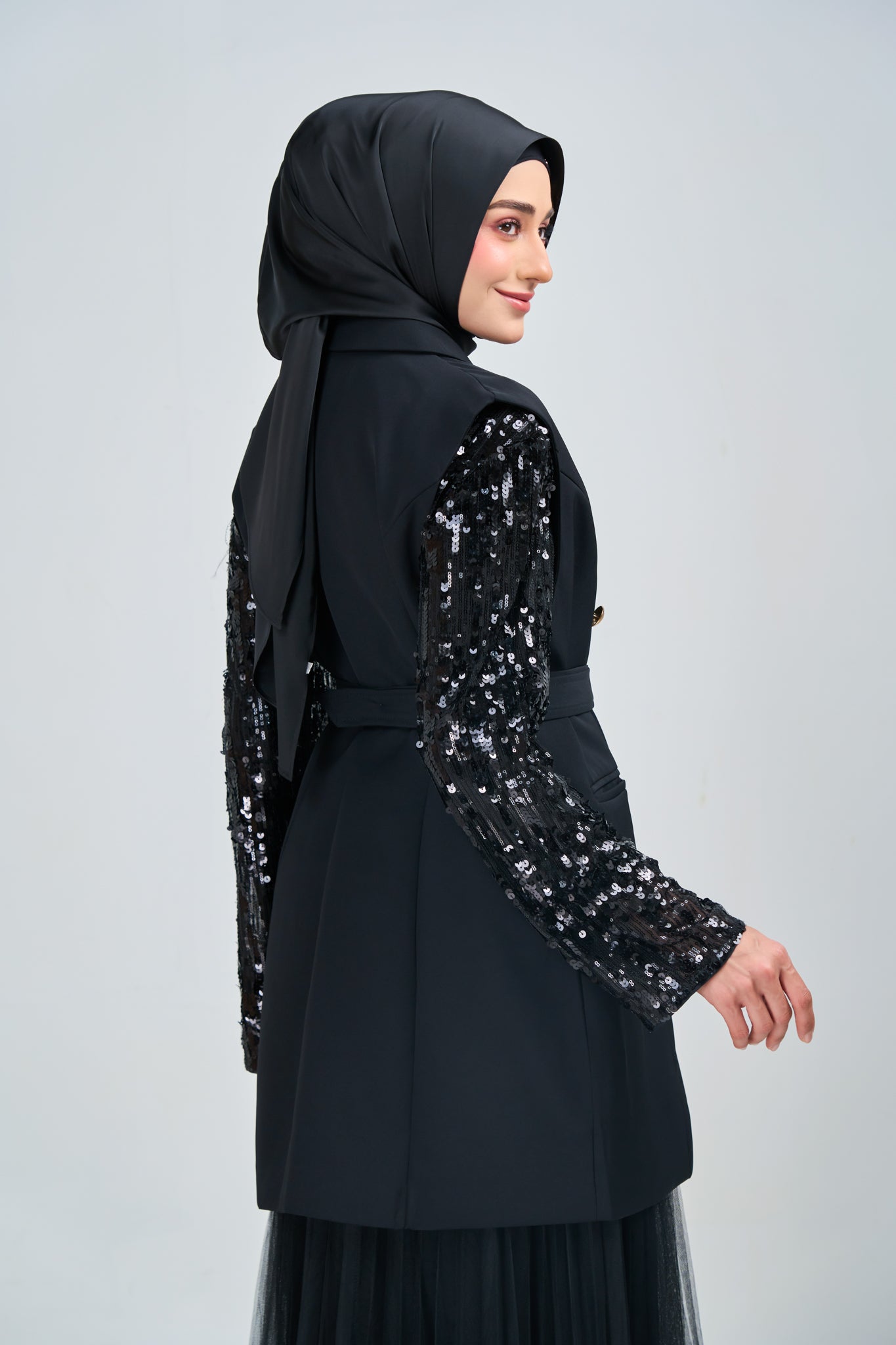 [★New] HoodX Luxe in Raven Black