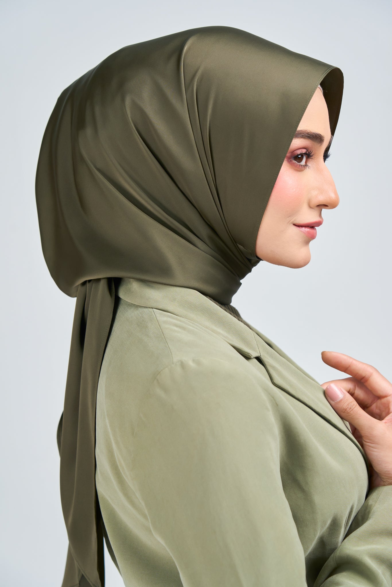 [★New] HoodX Luxe in Tera Olive