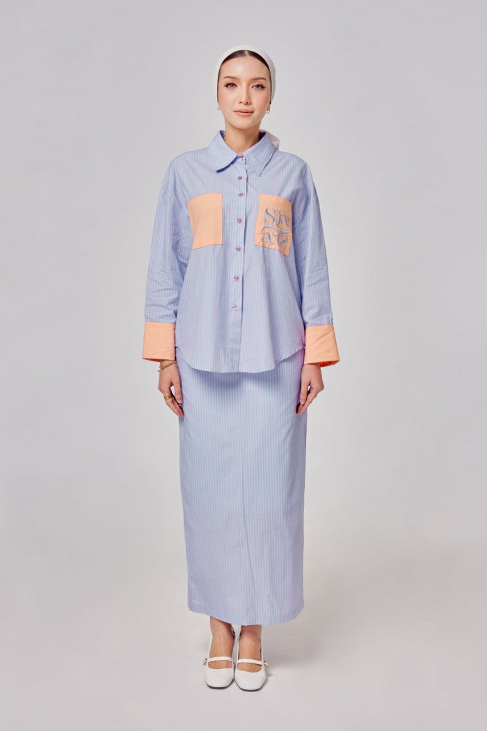 She Dazzle | Madeline Set in Blue Salmon