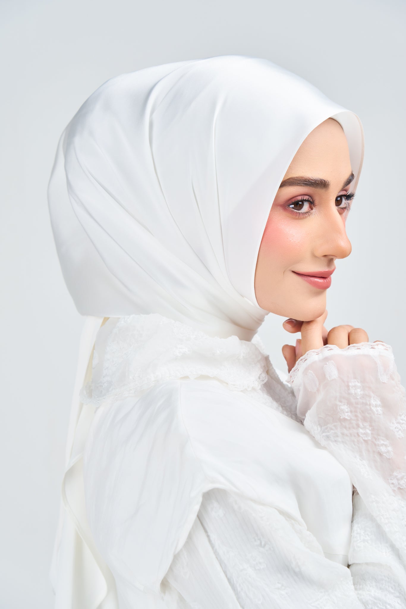 [★New] HoodX Luxe in Timeless White