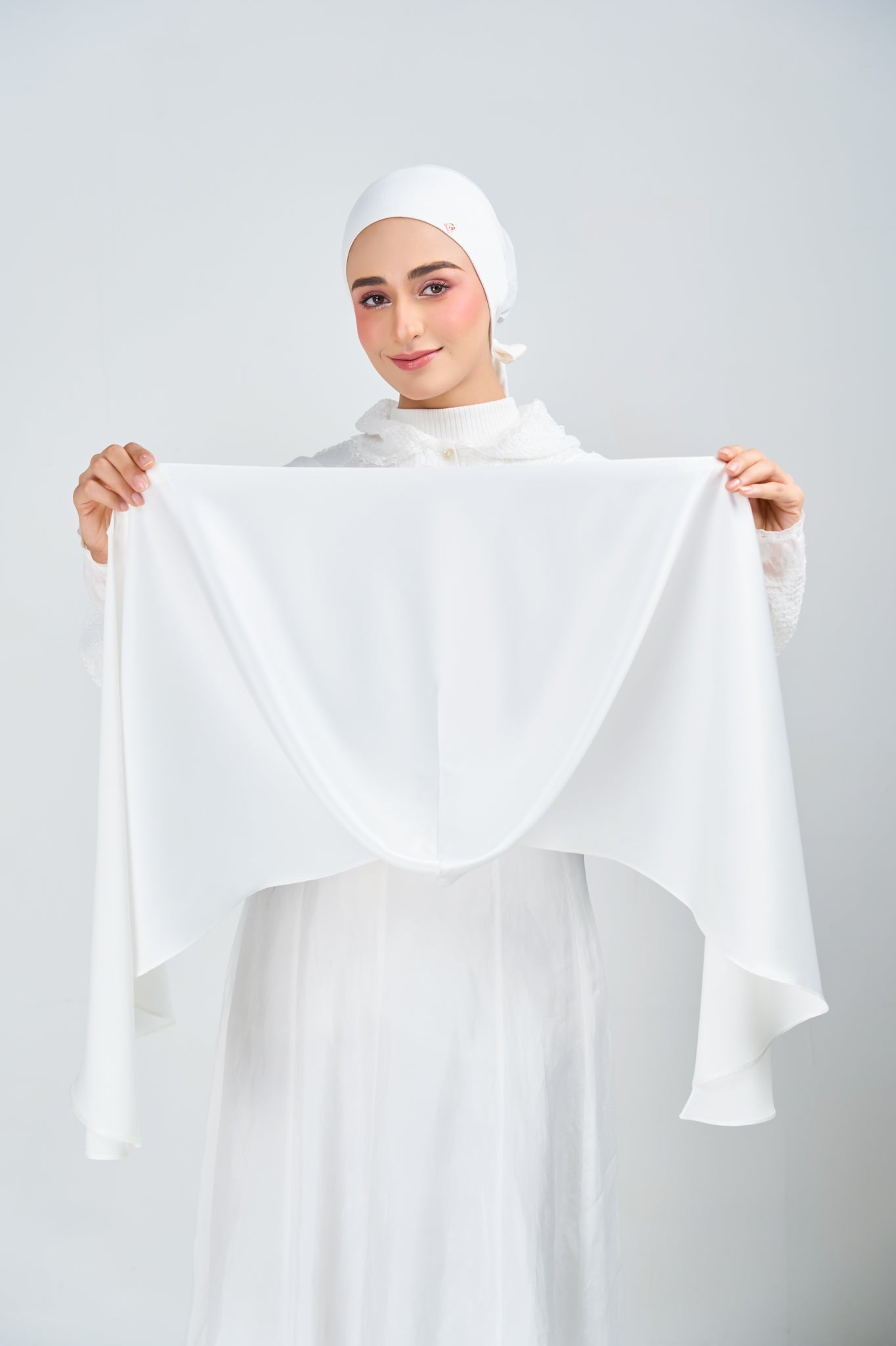 [★New] HoodX Luxe in Timeless White
